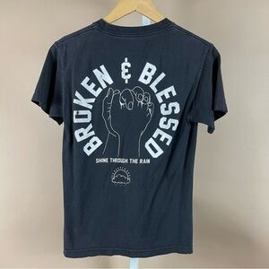 Spake Stay Blessed Guam Size Small Graphic Tee Shirt Broken & Blessed Hands